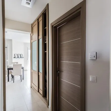 Μodern Apartment With Big Garden Epanomi Exterior photo
